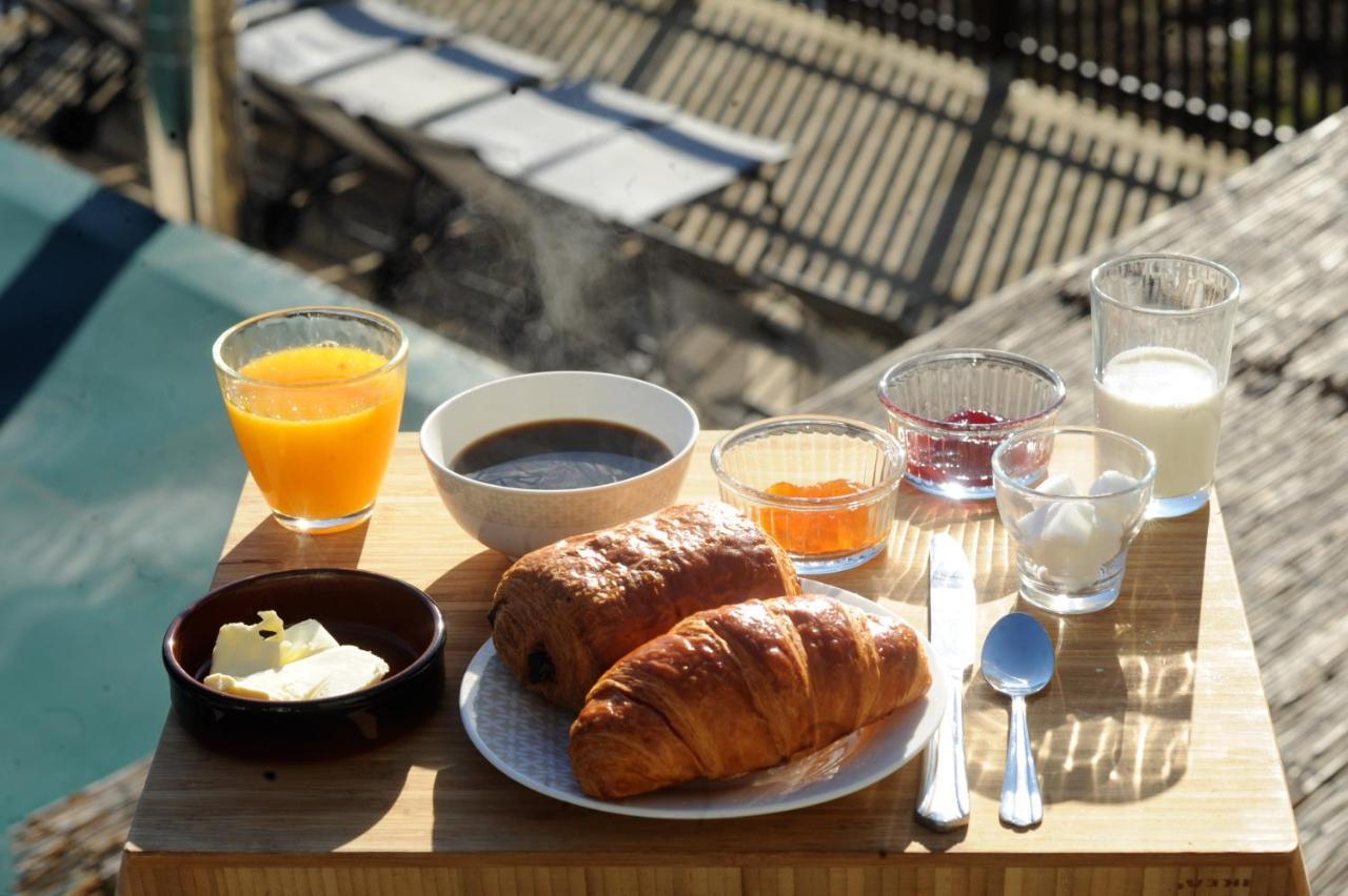 La Papeterie De Corbes Bed & Breakfast Exterior photo